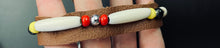 Load image into Gallery viewer, Bracelet beaded leather