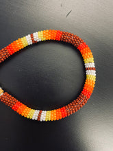 Load image into Gallery viewer, Bracelet beaded leather