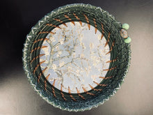 Load image into Gallery viewer, Pine needle basket LG