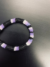 Load image into Gallery viewer, Bracelet beaded leather